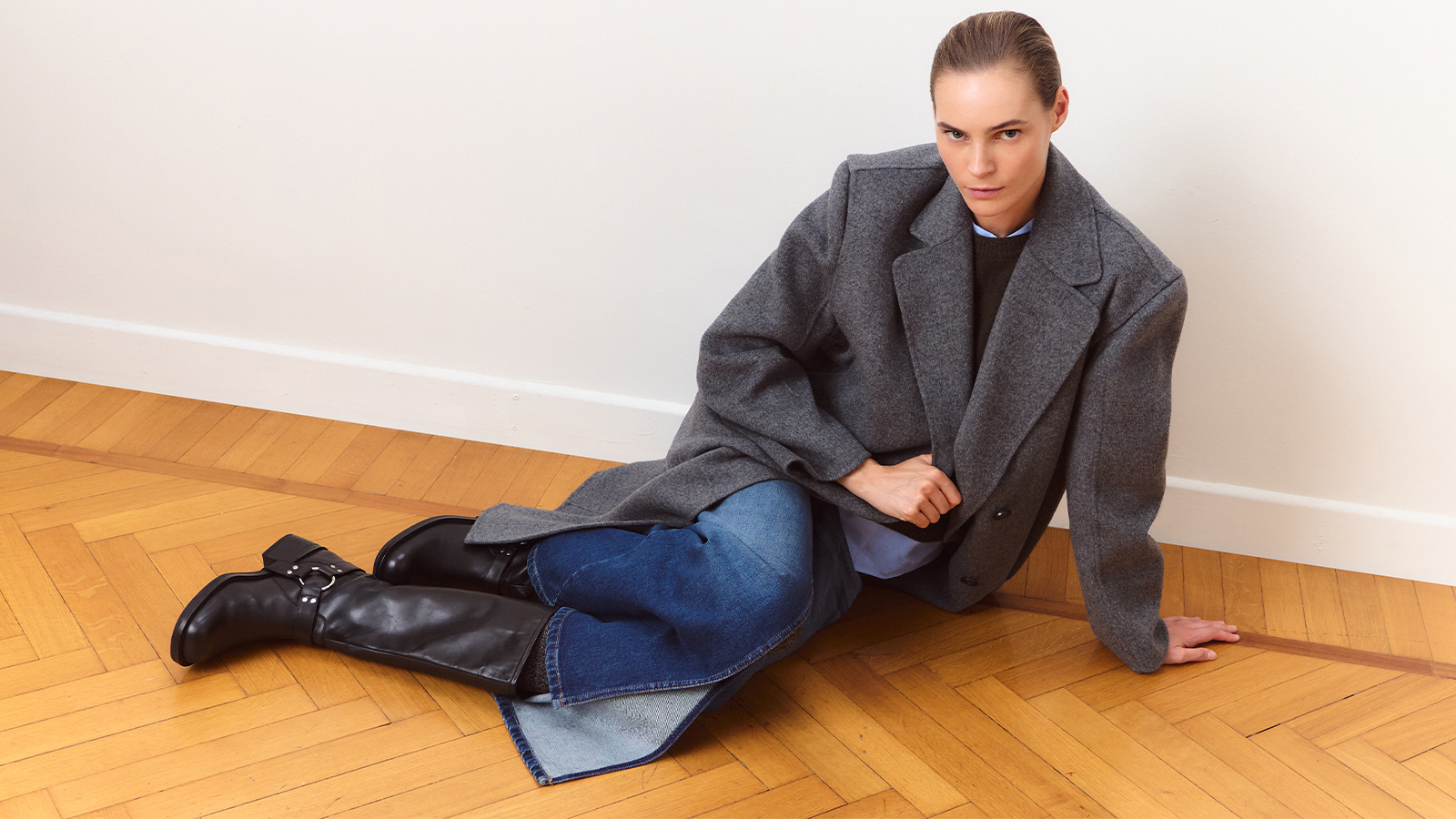 Grey coat