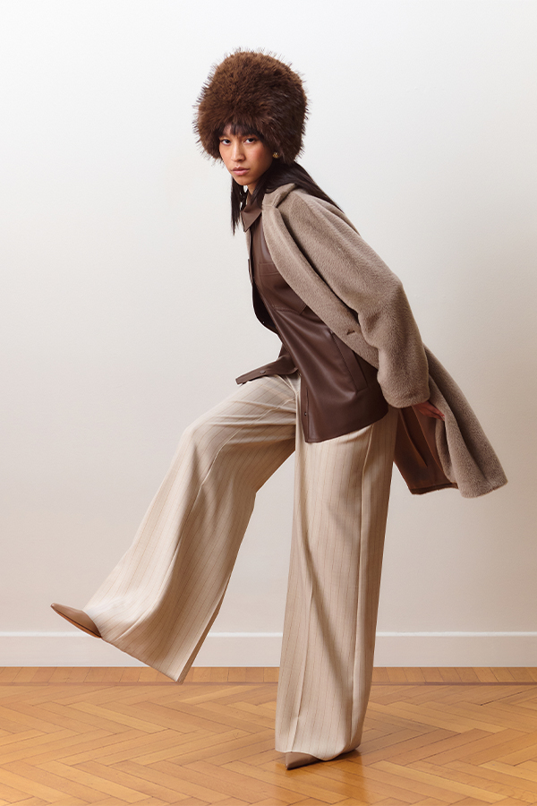 Pantalone ampio e fluido